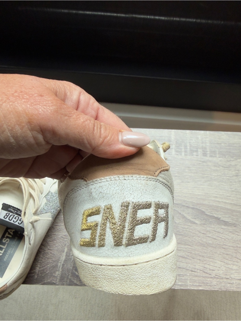 Golden Goose Women’s Cream Leather Star Sneakers - Picture 4 of 12